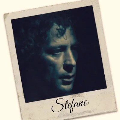 Ritratto di Stefano, che conduce il laboratorio teatrale di Essere Bene Essere a Nepi
